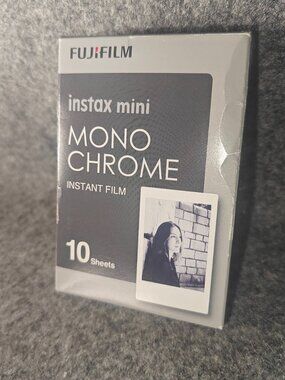 Fujifilm Instax Mini Monochrome Instant Film 10 Sheets Black & White NEW